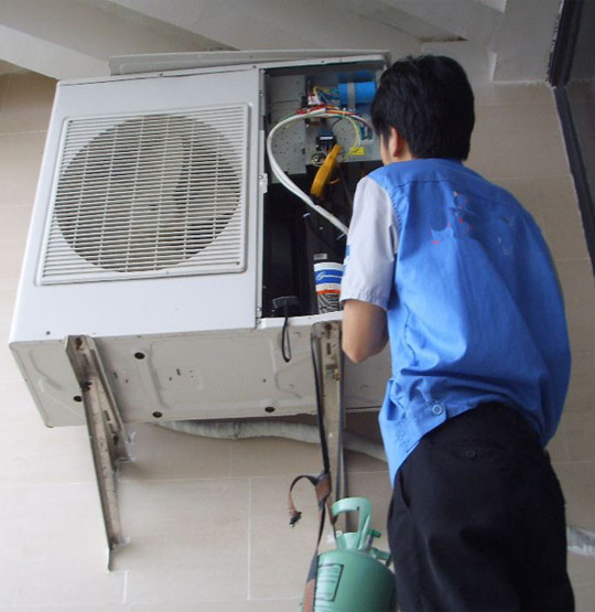 月湖空调开机无反应维修